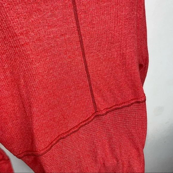 We The Free Londontown red long sleeve ribbed asymmetrical hem thermal - Picture 10 of 11